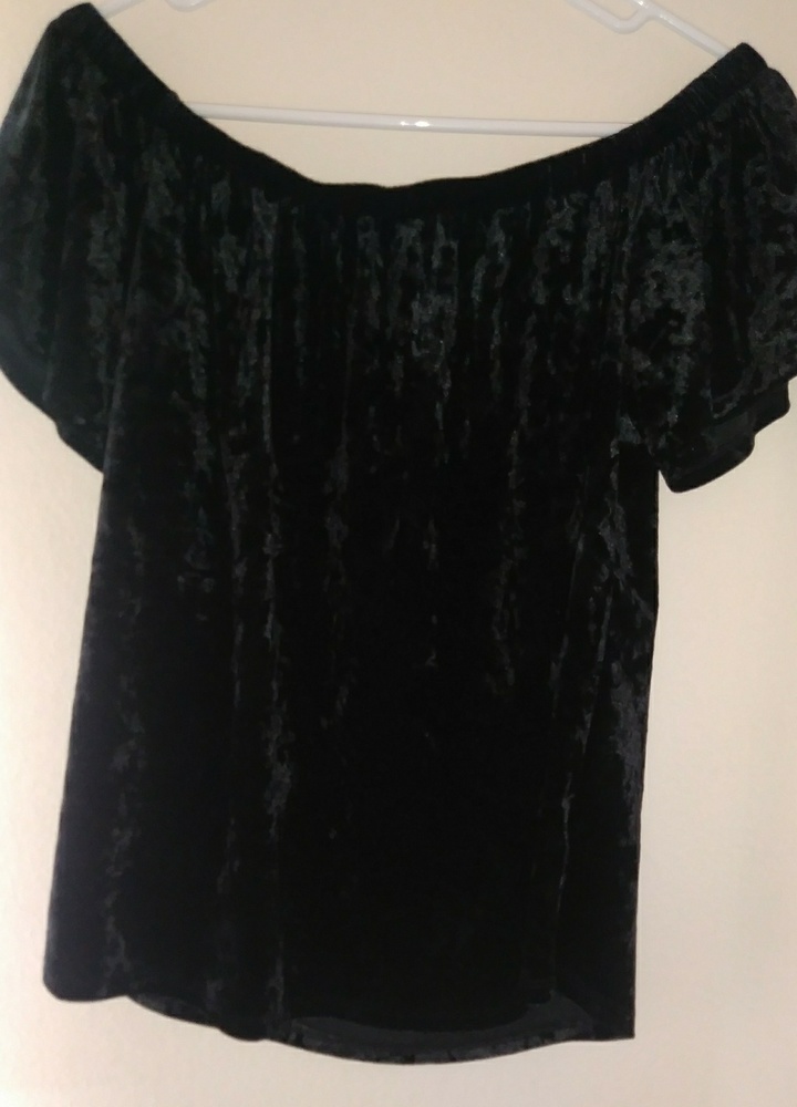 Crushed Velvet Off-the-Shoulder Top